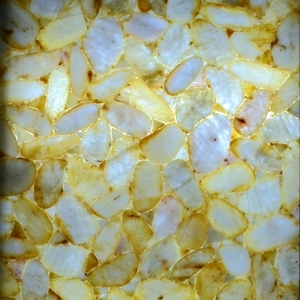 深山黄玉（透光）